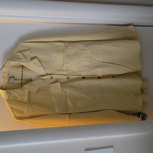 Woman's XL Yellow blouse